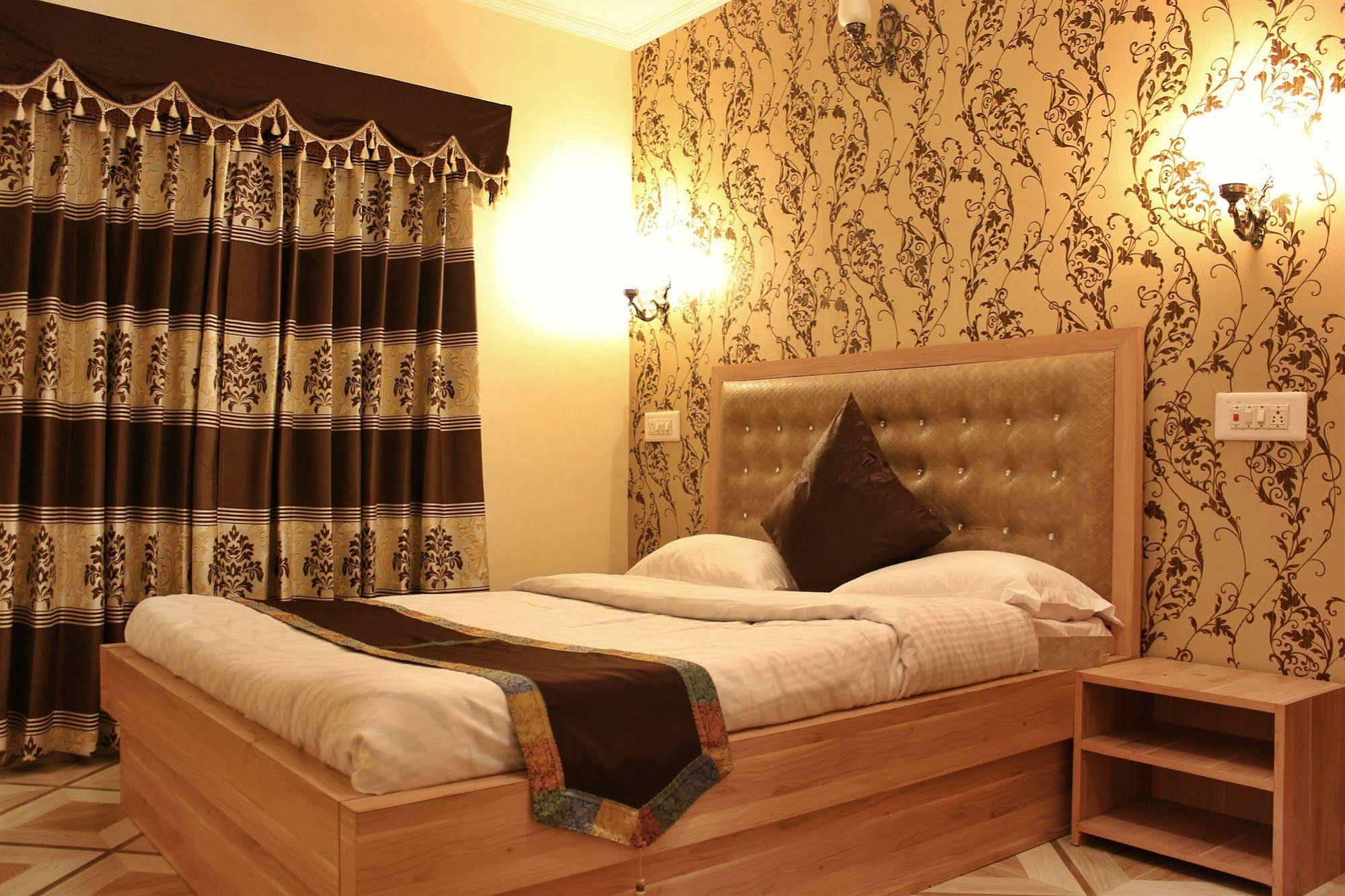 Hotel Walisons Resorts Srīnagar Eksteriør billede