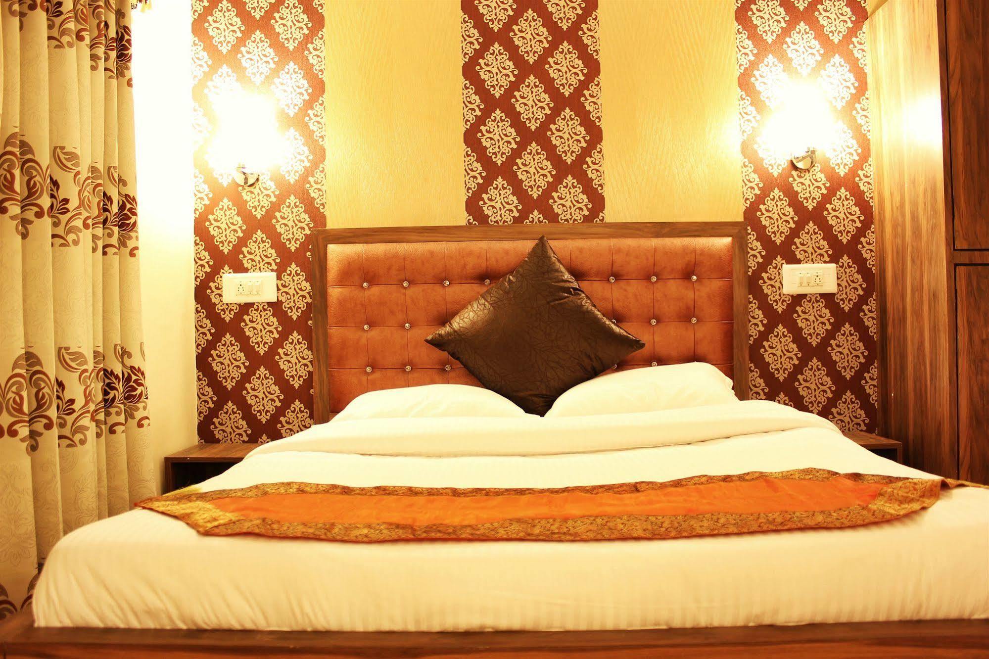 Hotel Walisons Resorts Srīnagar Eksteriør billede