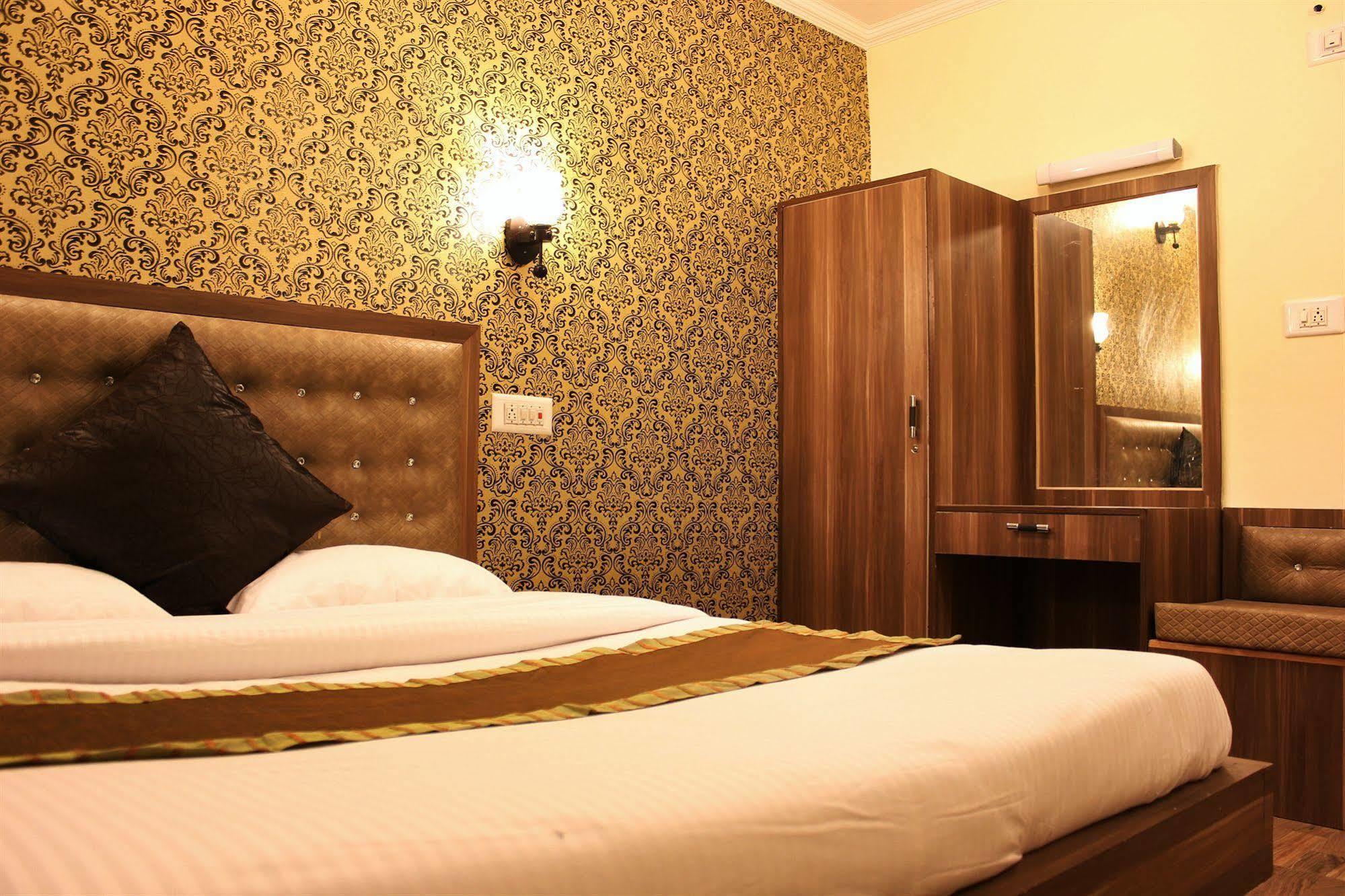 Hotel Walisons Resorts Srīnagar Eksteriør billede