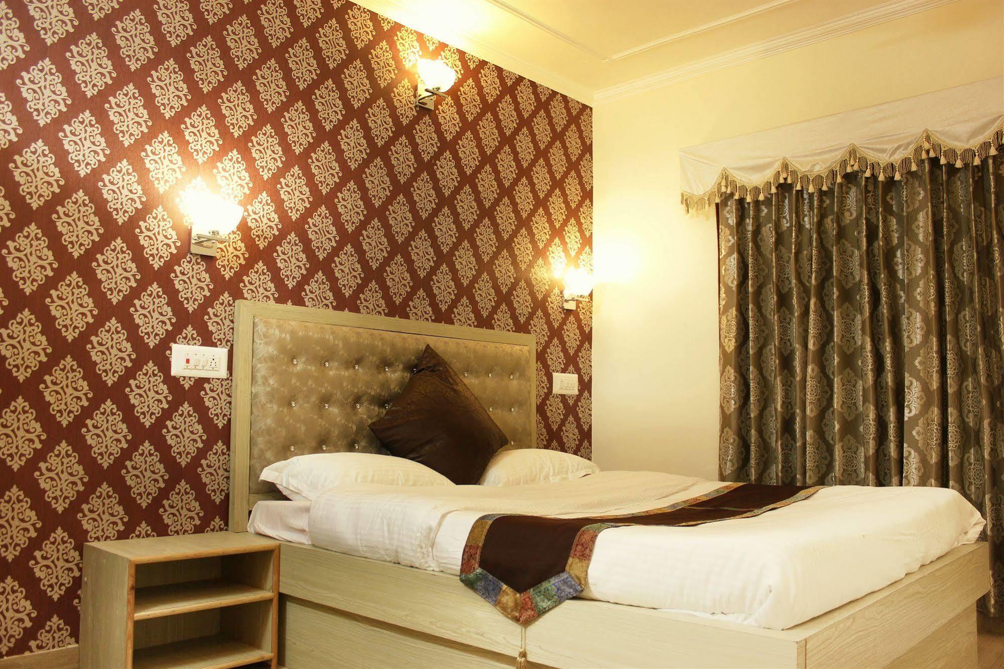 Hotel Walisons Resorts Srīnagar Eksteriør billede
